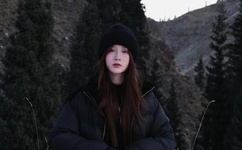 体育生爽擼又大又粗的雞巴的动漫